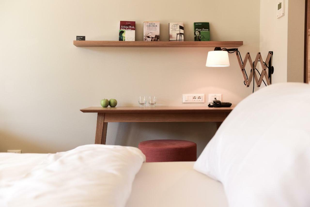 Hotel Schwarzschmied Lana Eksteriør billede